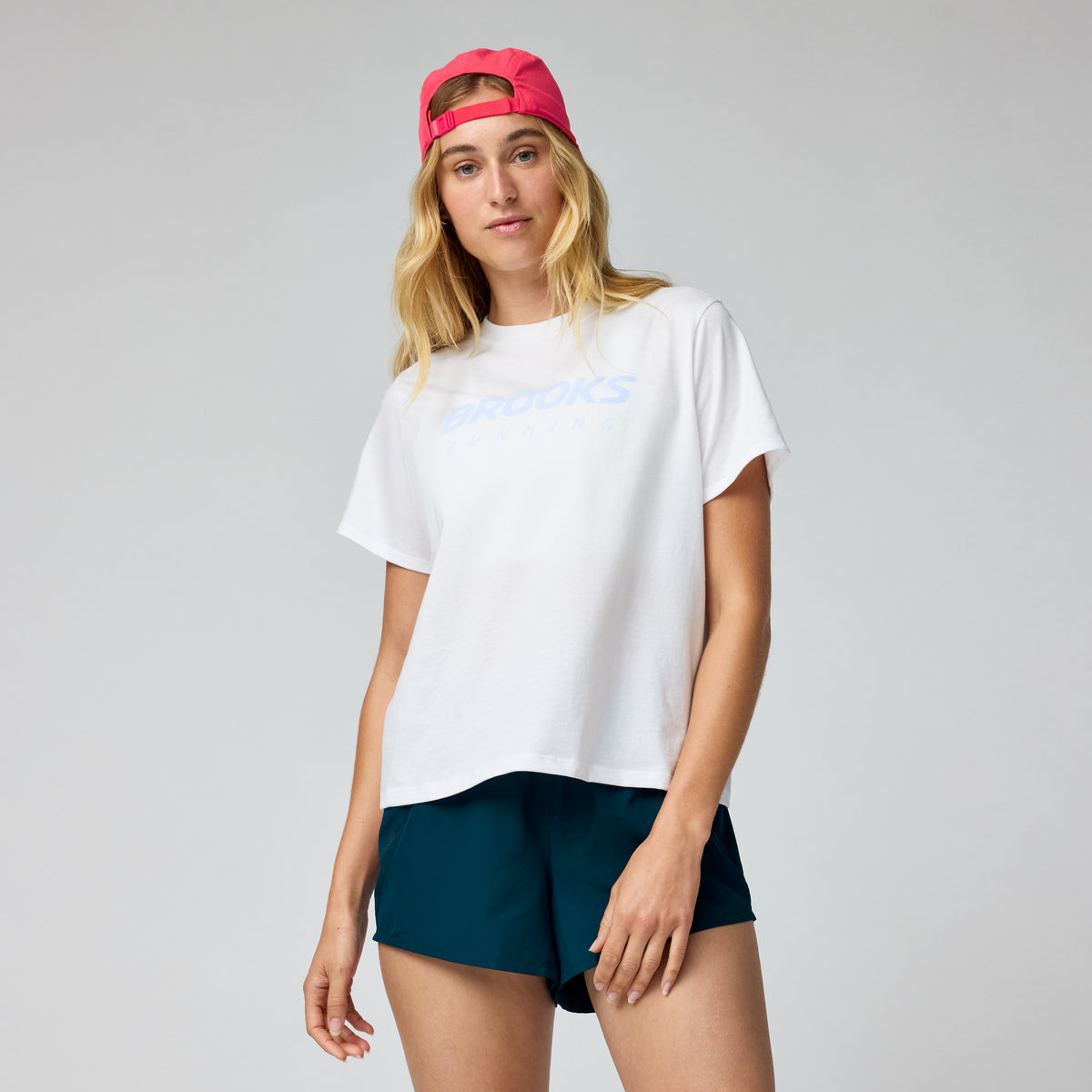 WOMEN'S GRAPHIC SHORT SLEEVE